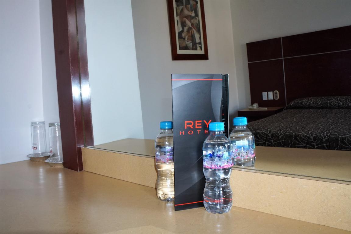 HOTEL REY